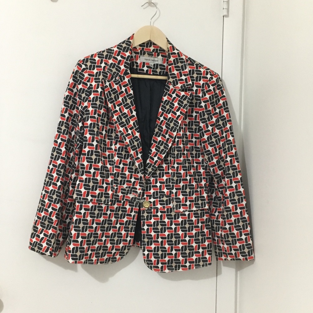 Harvé Benard Women’s suit jacket